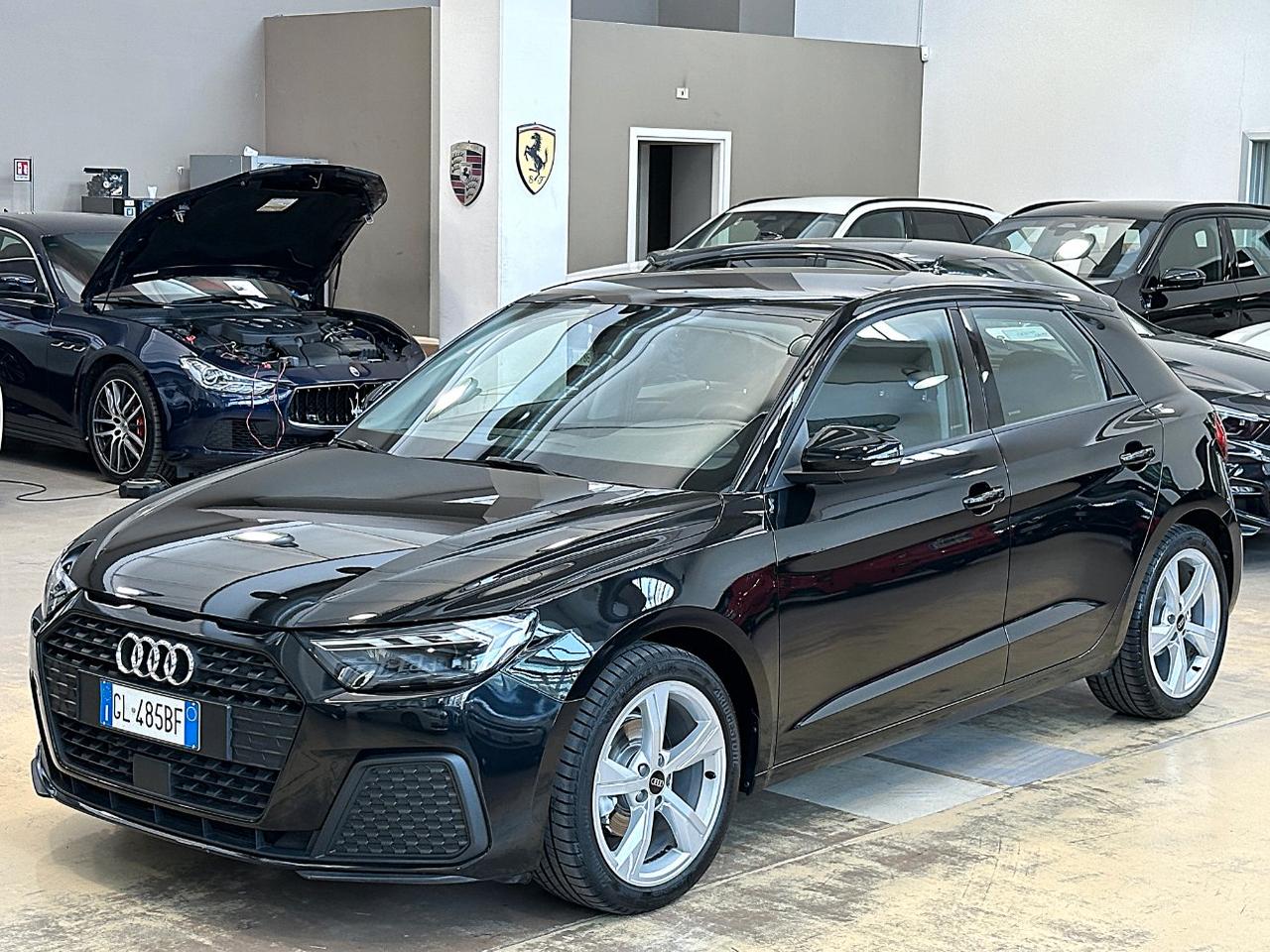 Audi A1 Sportback 30 1.0 tfsi Admired Advanced 110cv s-tronic-Carplay-LED-17"