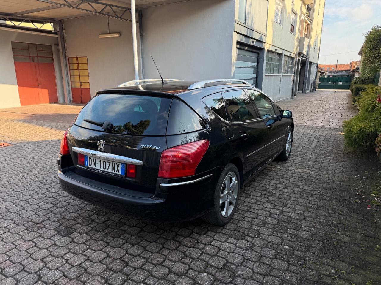 Peugeot 407 2.0 HDi aut. SW Ciel Tecno