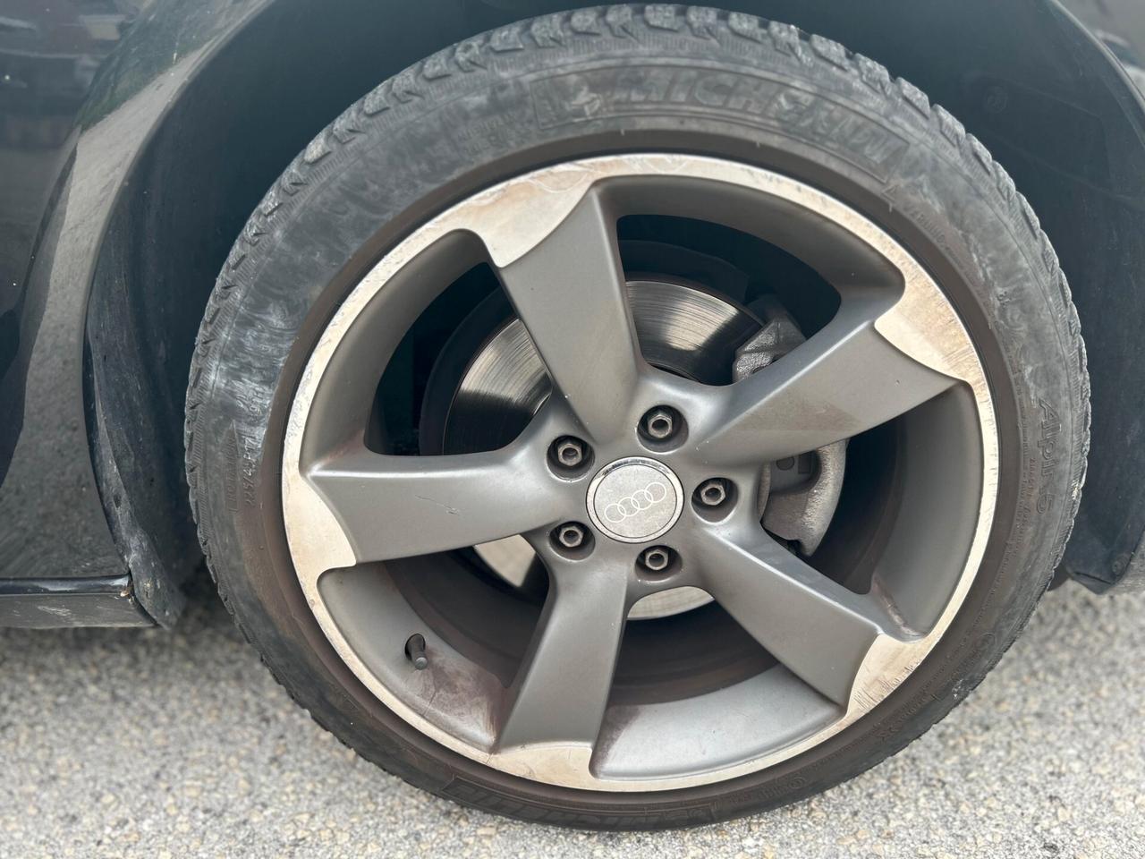 Audi A3 S LINE