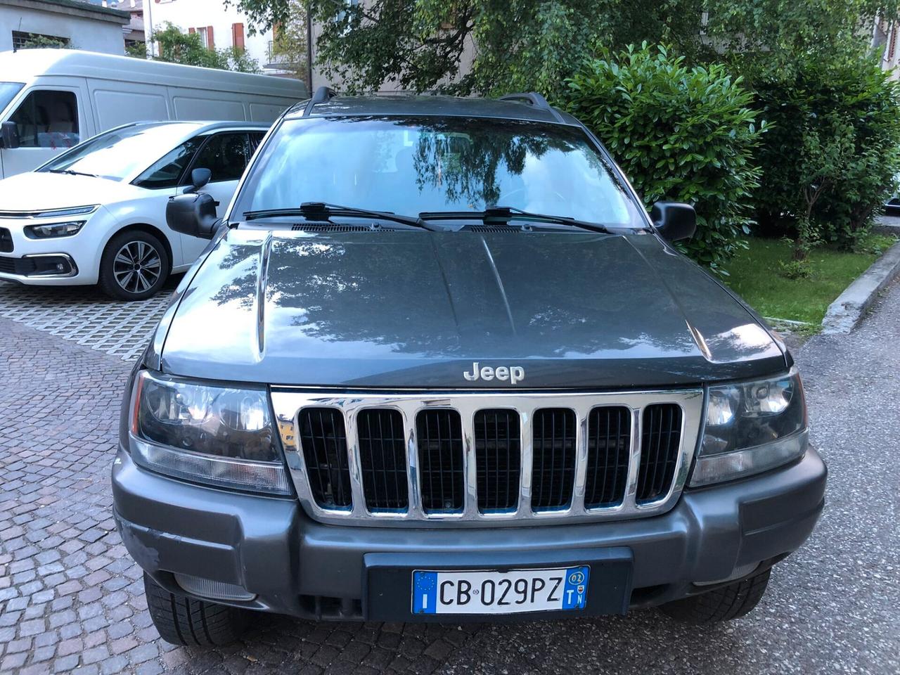 JEEP GRAND CHEROKEE 2.7 CRD QUADRA-TRAC LAREDO