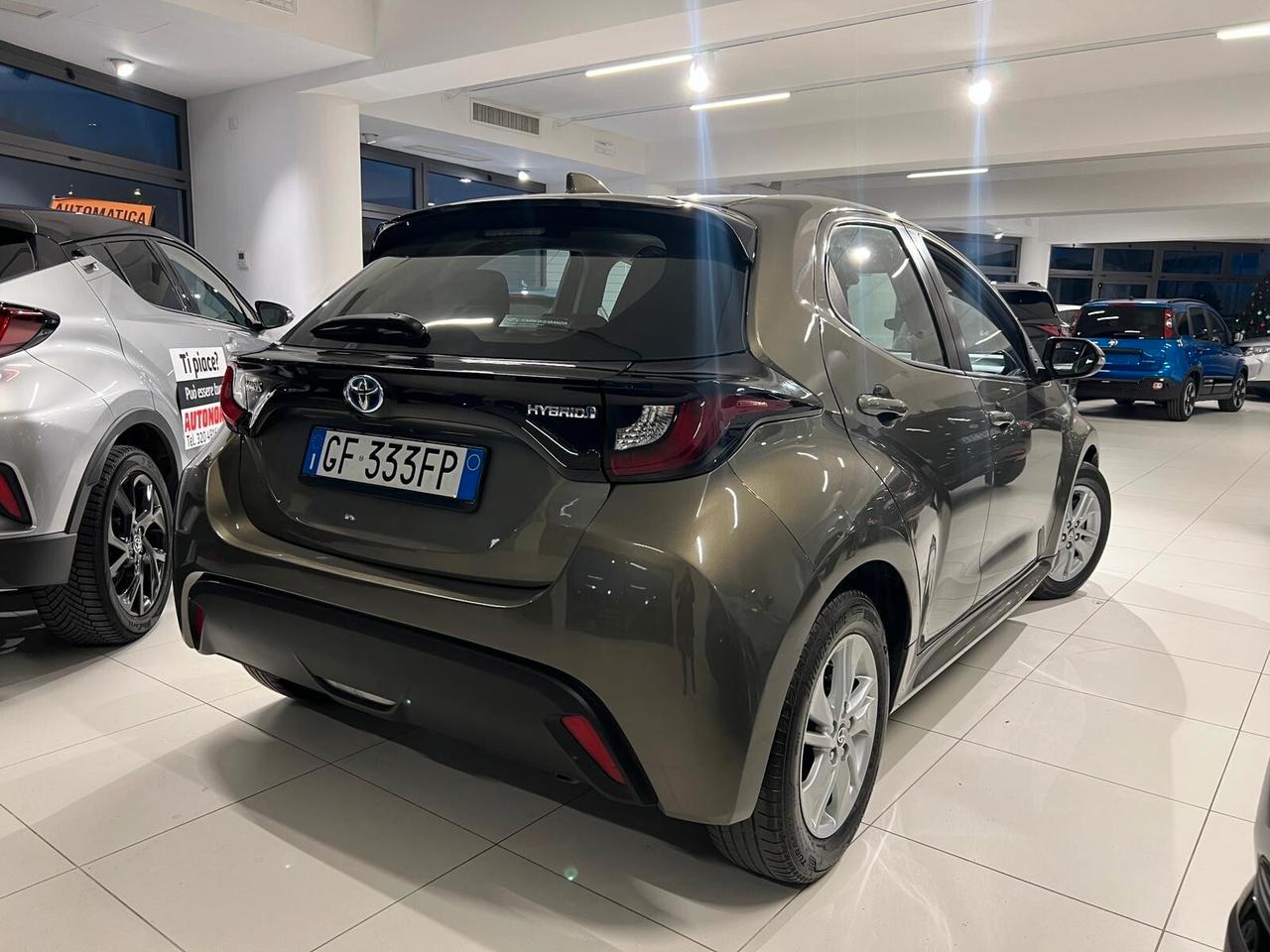 Toyota Yaris 1.5 Hybrid 5 porte Business