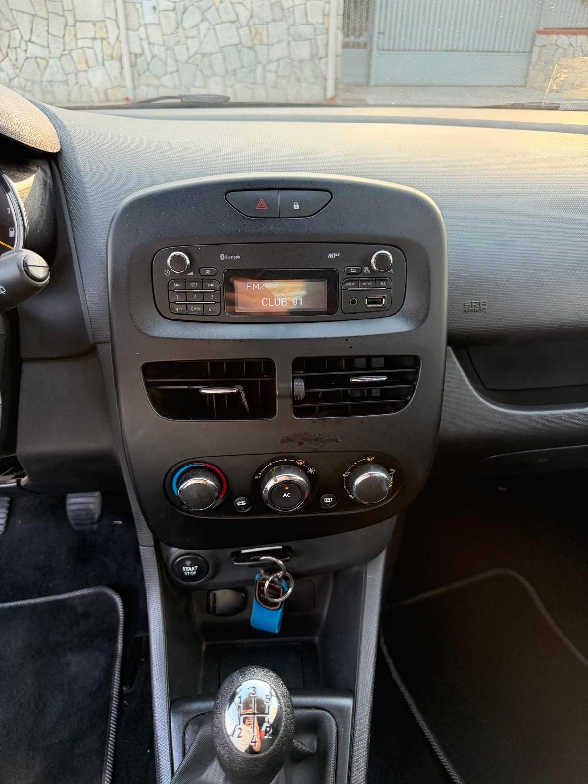 Renault Clio 1.2 75CV GPL 5 porte Live-09/2014