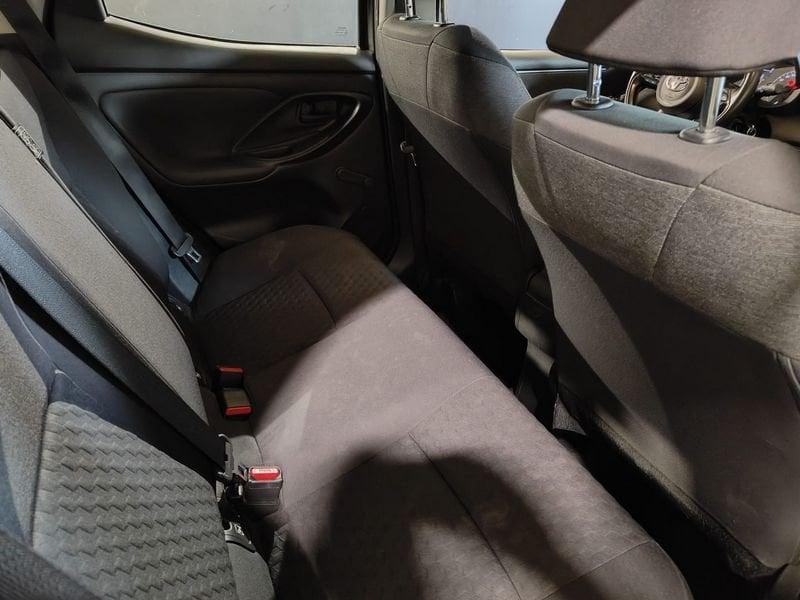 Toyota Yaris 1.5 Hybrid Business