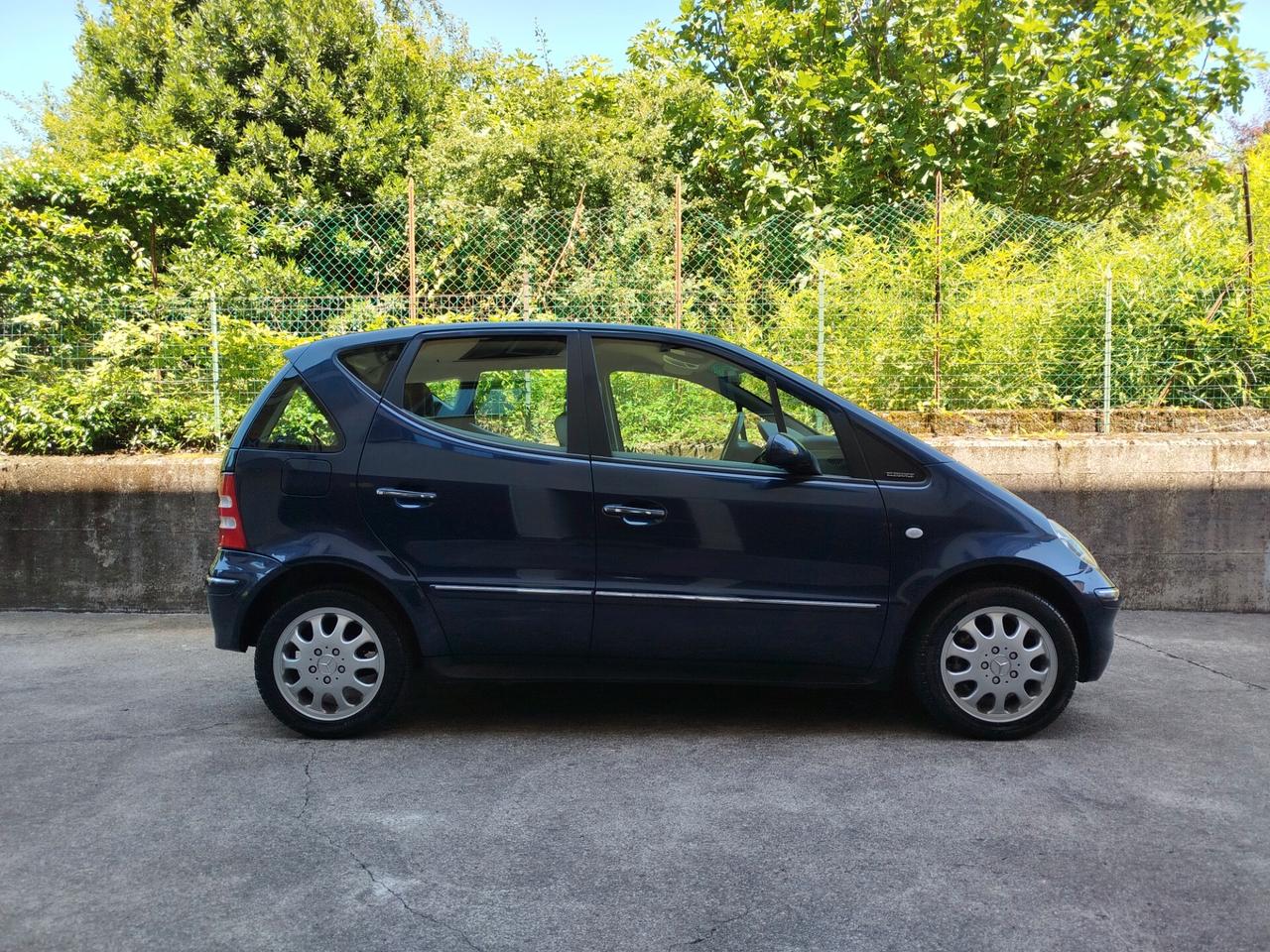 Mercedes A160 BENZINA 102cv / 69.000km / TAGLIANDI