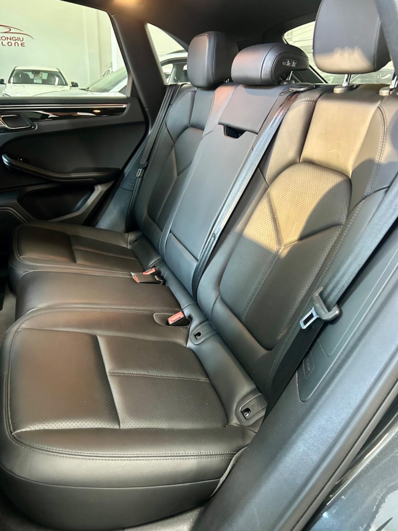 Porsche Macan 2.0 245cv FULL OPTIONAL finanziabile