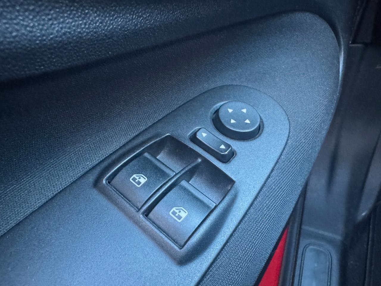 FIAT Punto 1.2 8V 5 porte Young ** NEOPATENTATI **