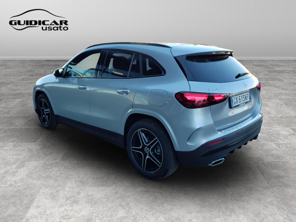 Mercedes-Benz GLA-H247 2023 - GLA 180 d AMG Line Advanced Plus auto