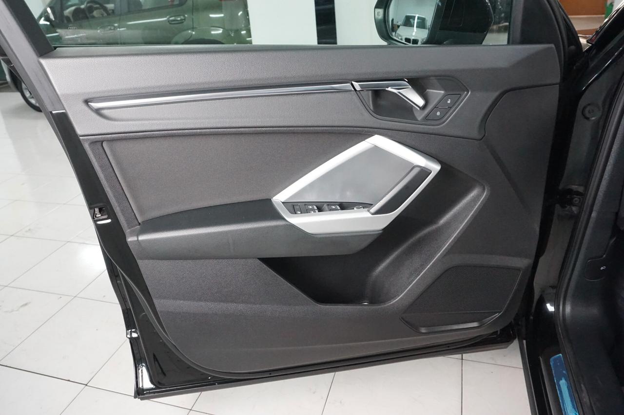Audi Q3 35 TDI S tronic Business Advanced