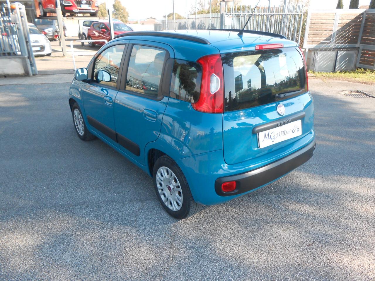 Fiat Panda 1.2 Lounge 69 cv 5 posti