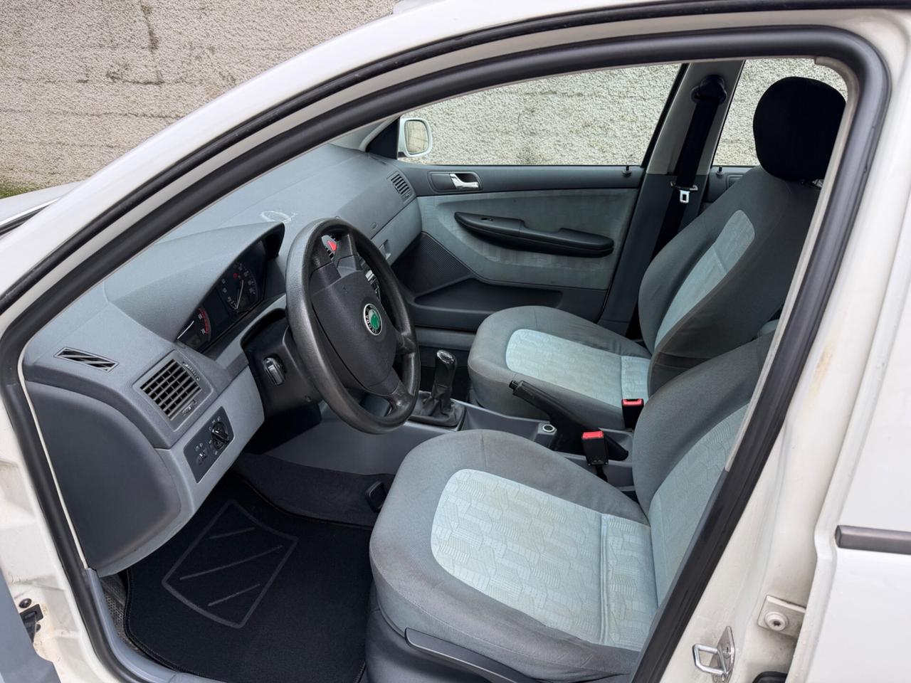 Skoda Fabia 1.4 benzina euro4 neopatentati spaziosoa