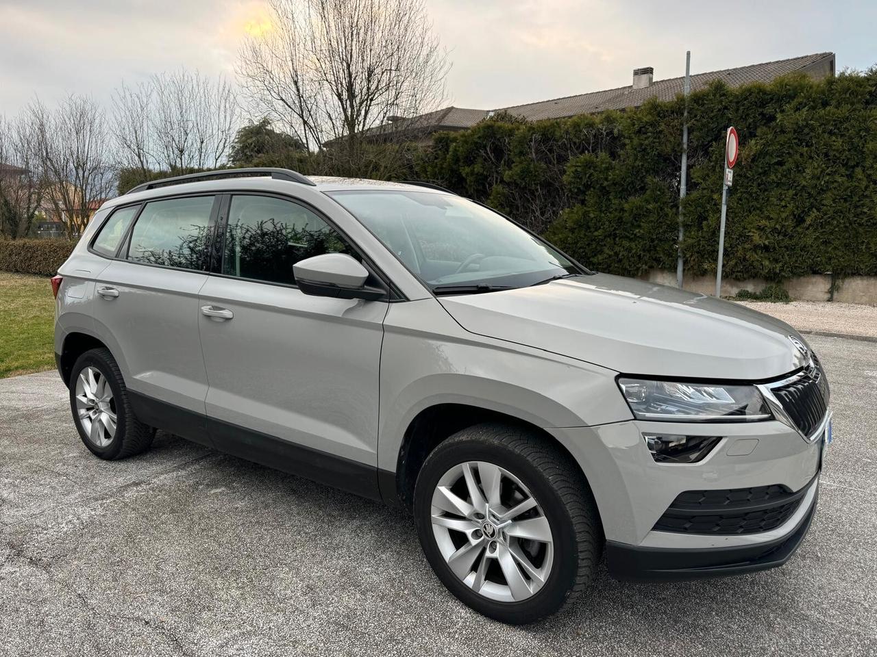 Skoda Karoq 1.6 TDI SCR DSG SportLine