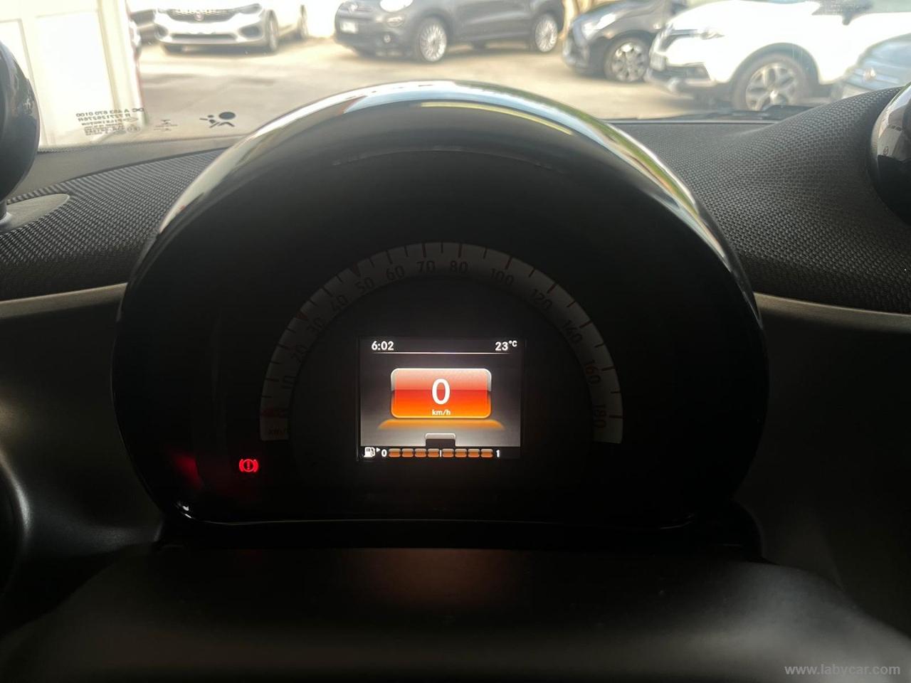 SMART forfour 70 1.0 twinamic Passion AUTOMATICA CON SOLI 65.000KM!