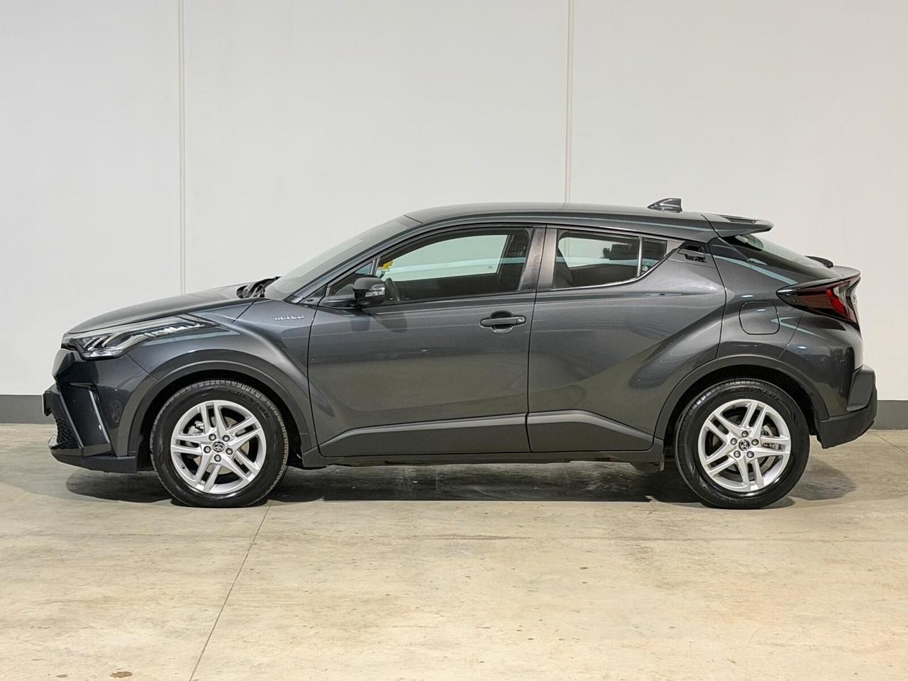 Toyota C-HR 1.8 Hybrid E-CVT Active