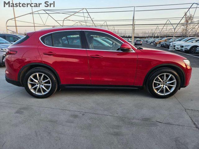 ALFA ROMEO Stelvio Stelvio 2.2 t Executive Q4 190cv auto - GC399FS