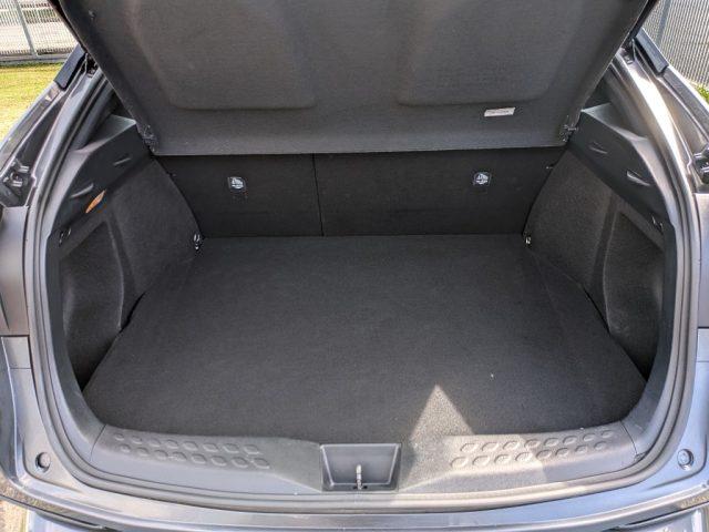 TOYOTA C-HR 1.8 Hybrid E-CVT Black Line