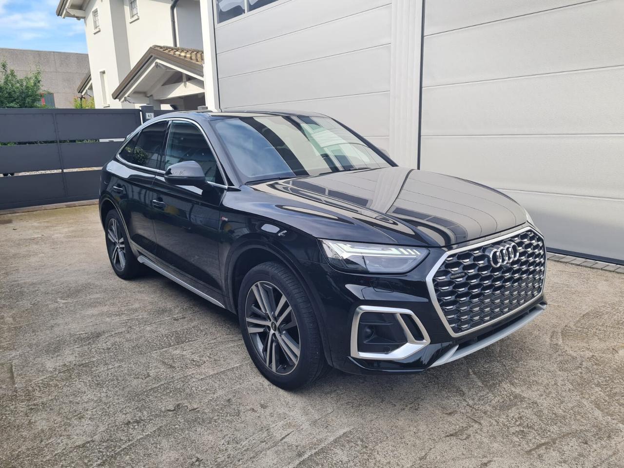 Audi Q5 55 TFSI e quattro Sportback tronic S line plus