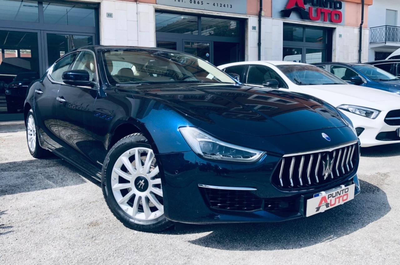 Maserati Ghibli L4 330 CV MHEV Granlusso