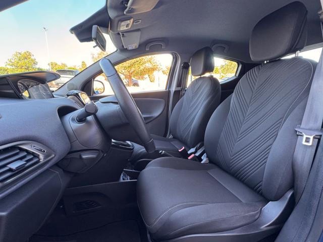LANCIA Ypsilon 1.0 HYBRID GOLD 5 POSTI+NAVI+SENSORI