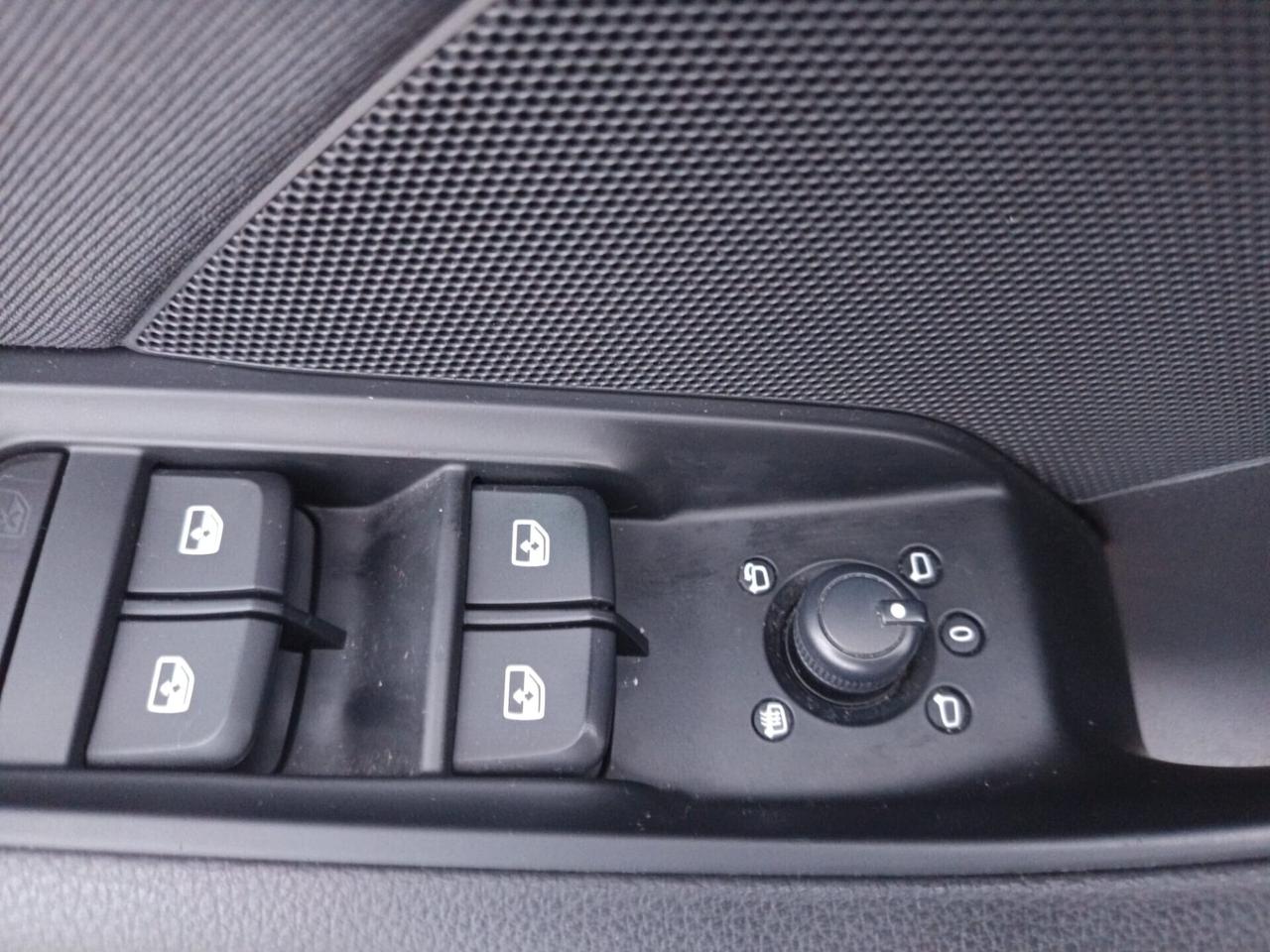 Audi A3 SPB 30 TDI S-LINE Tua a 284€/Mese