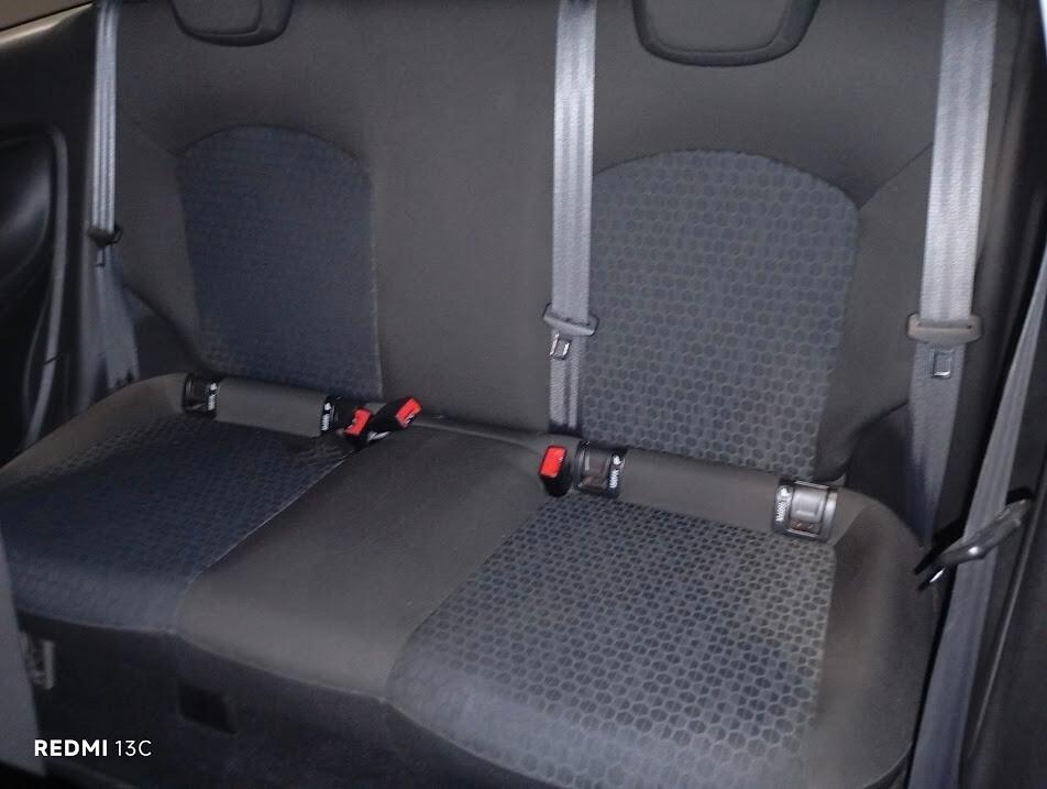 Opel Corsa del 2015 1200 benzina 130.000 km