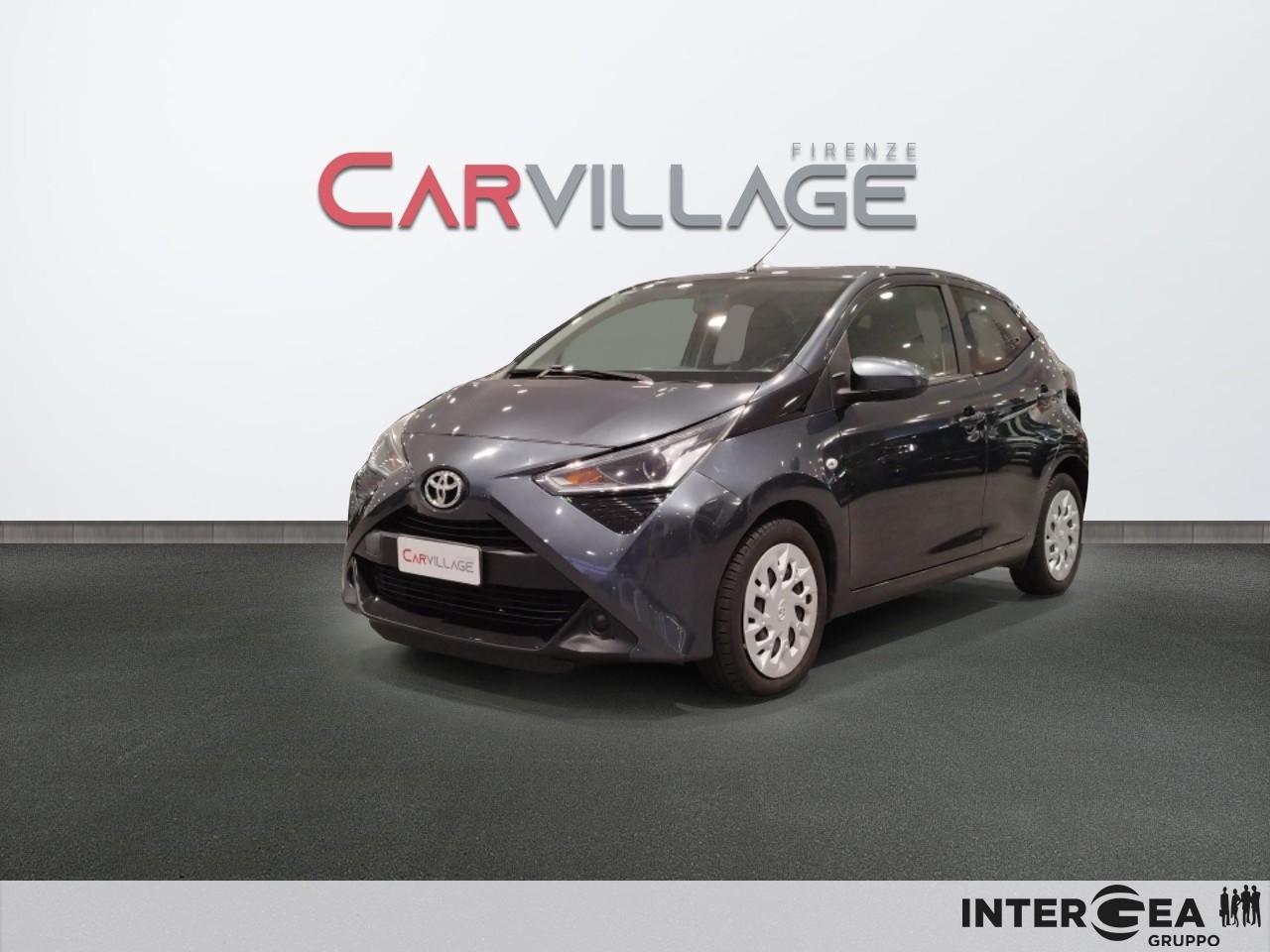 TOYOTA Aygo 5p 1.0 x-business 72cv