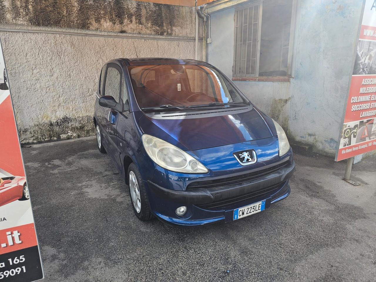 Peugeot 1007 1.4 Happy