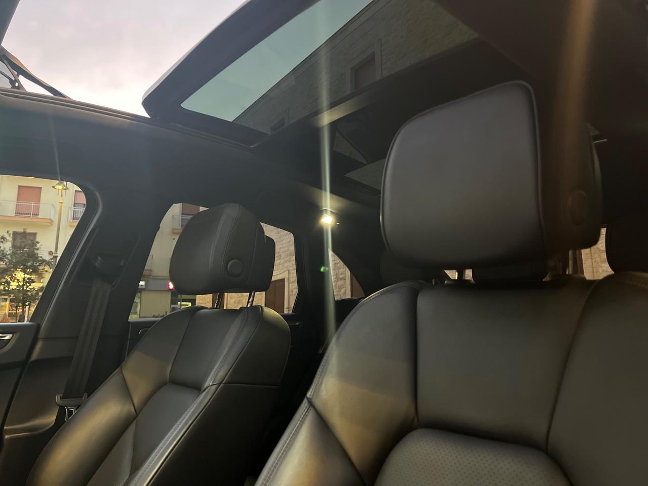 Porsche Macan 2.0 Turbo 265 CV TETTO