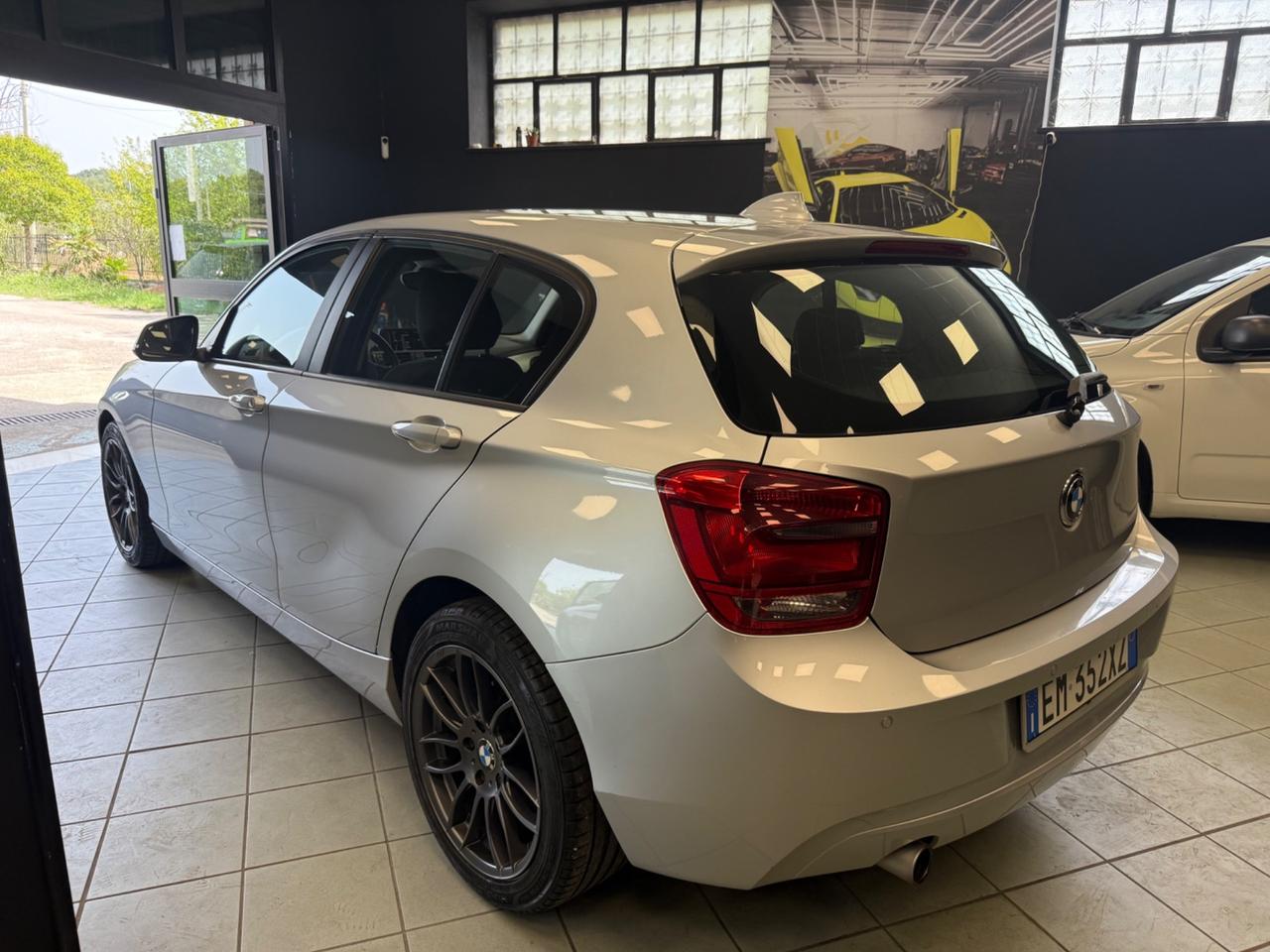 Bmw 116d 5p Sport automatico neopatentati