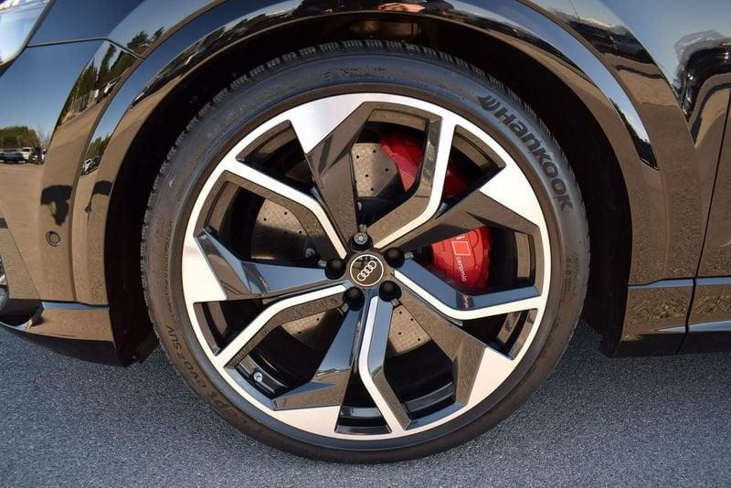 Audi Q8 RS Q8 TFSI V8 quattro tiptronic CARBOCERAMICA