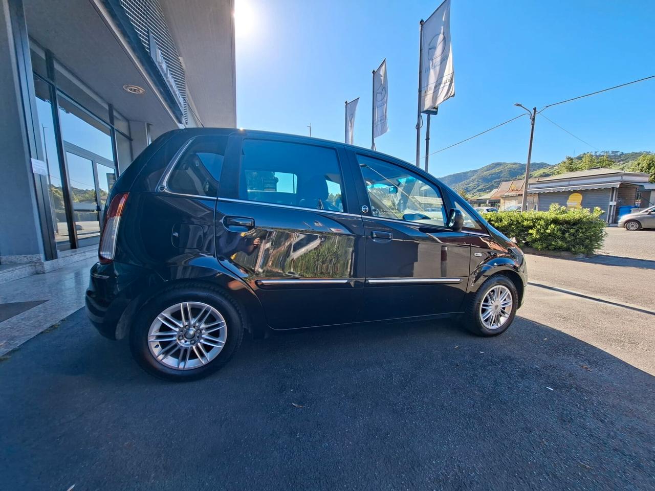 Lancia MUSA 1.4 8V Ecochic (GPL) Diva