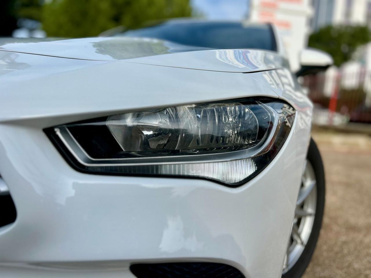 Mercedes-Benz CLA 180 D Business #8926