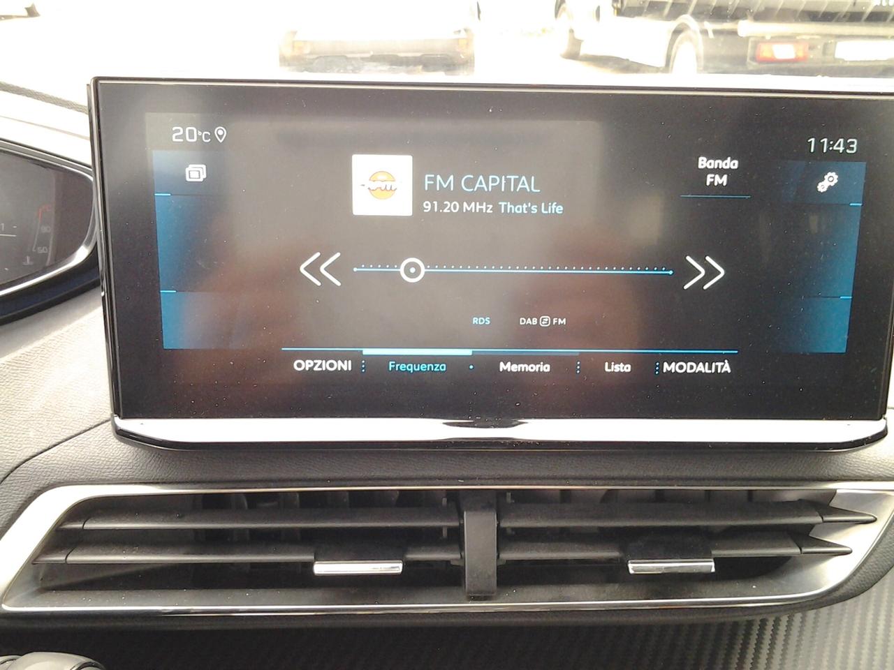 Peugeot 3008 BlueHDi 130EAT8 Business 10/2021