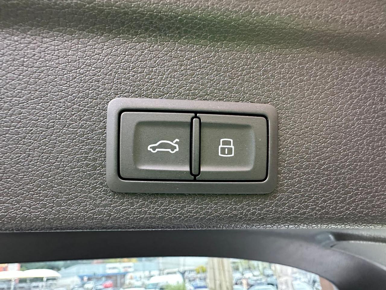 Audi Q3 SPORTBACK 45 TFSI E S tronic Business Plus 10000KM