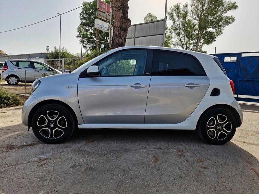 Smart ForFour 70 1.0 Passion