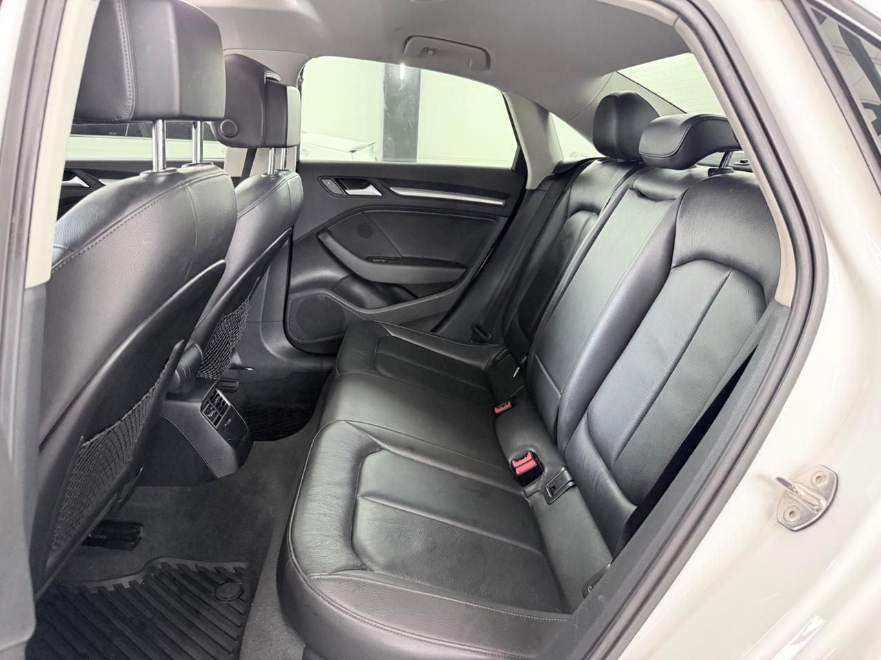 Audi A3 1.8TFSI QUATTRO 220CV AUTOMATICO PANORAMICA