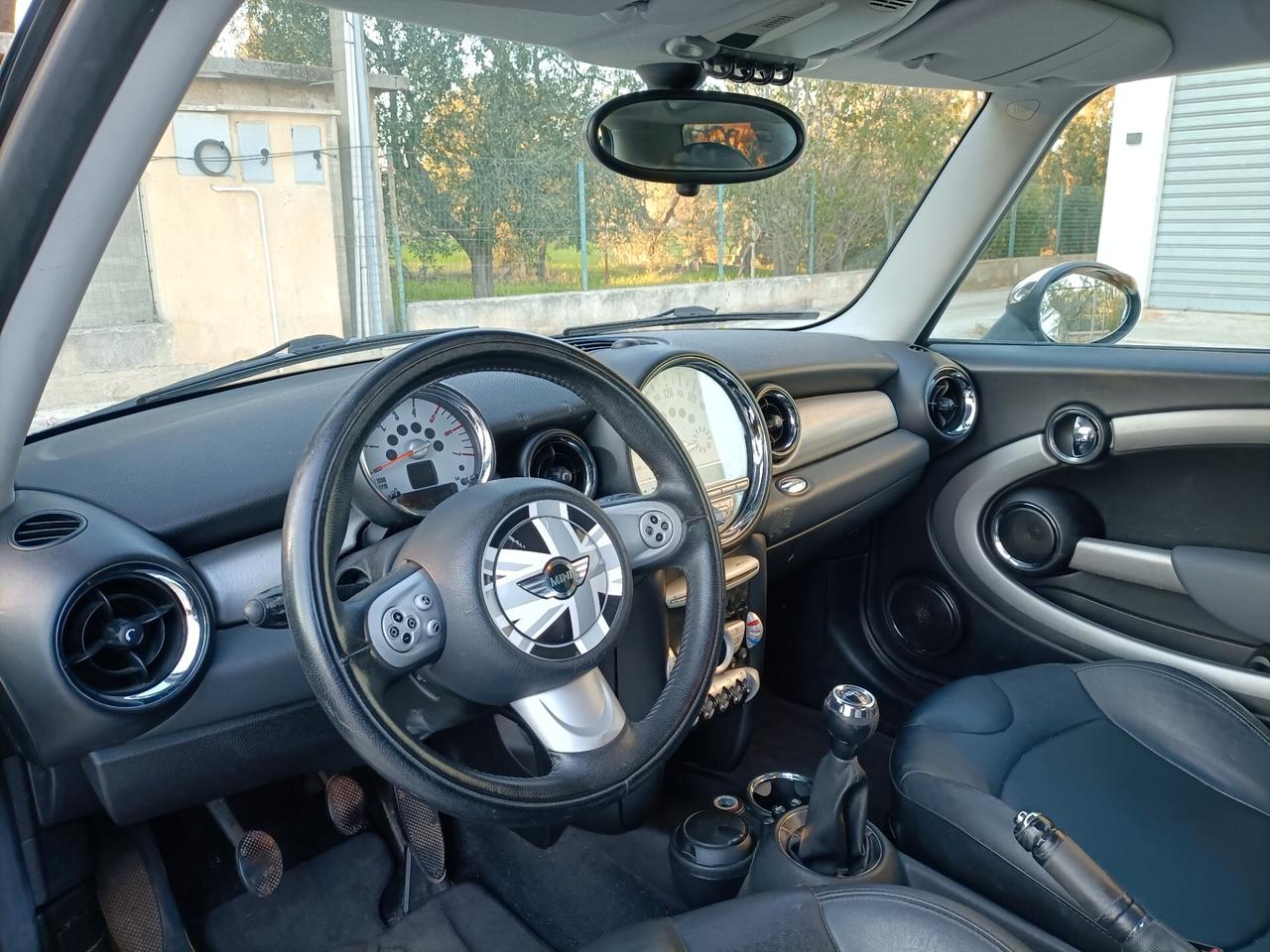 Mini Cooper 1.6d 109cv