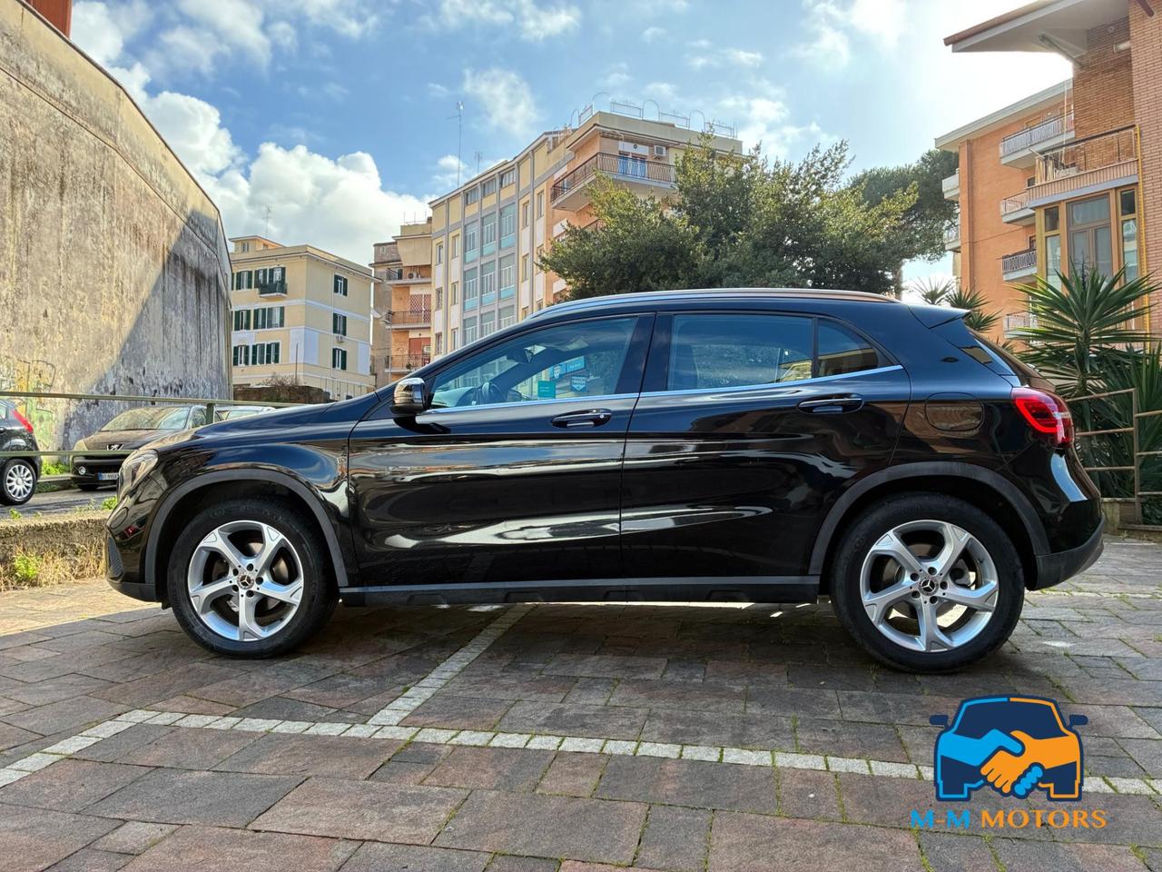 Mercedes GLA 200d Business auto 136 cv