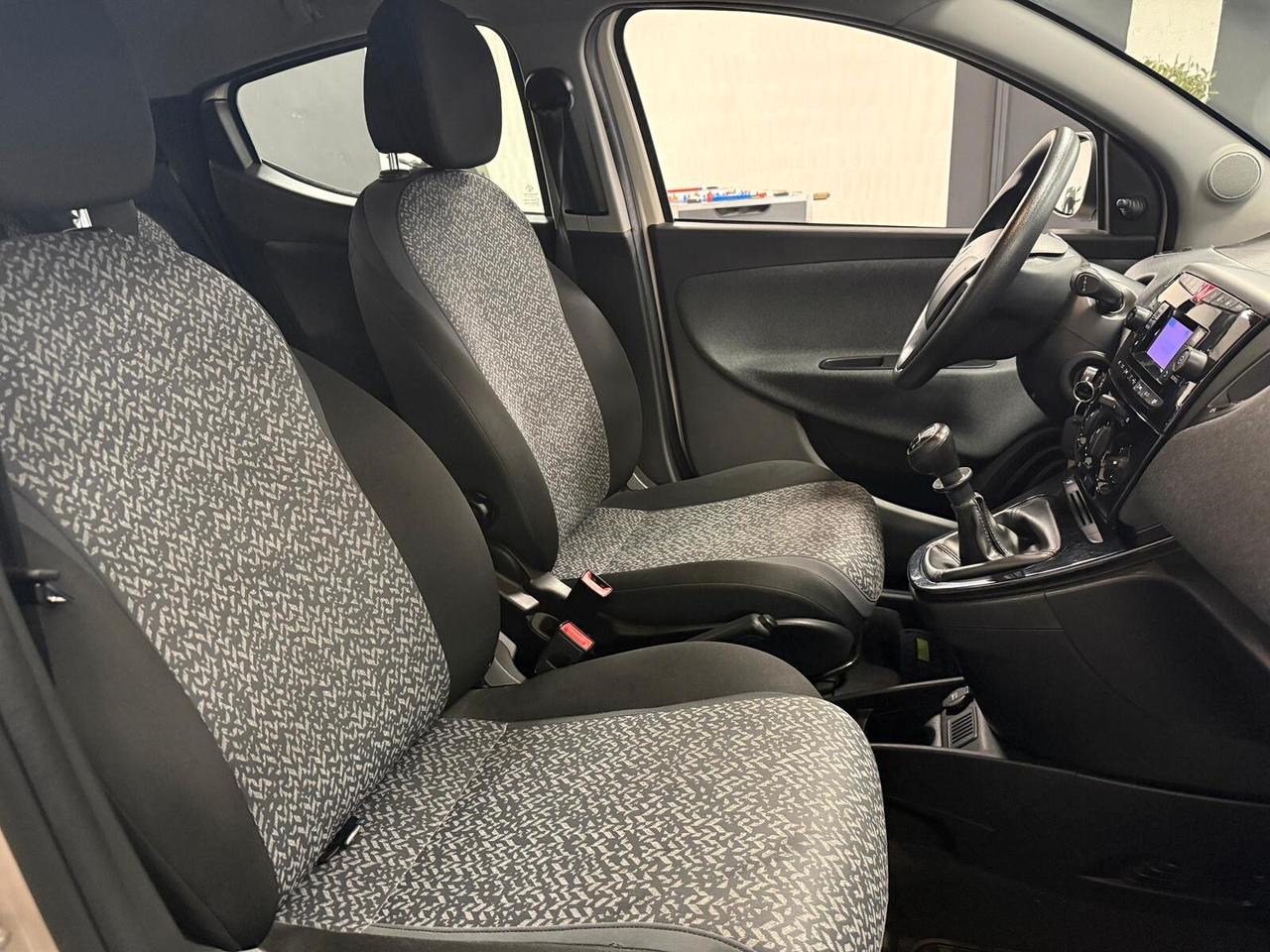 Lancia Ypsilon 1.2 69 CV 5 porte GPL Ecochic Gold