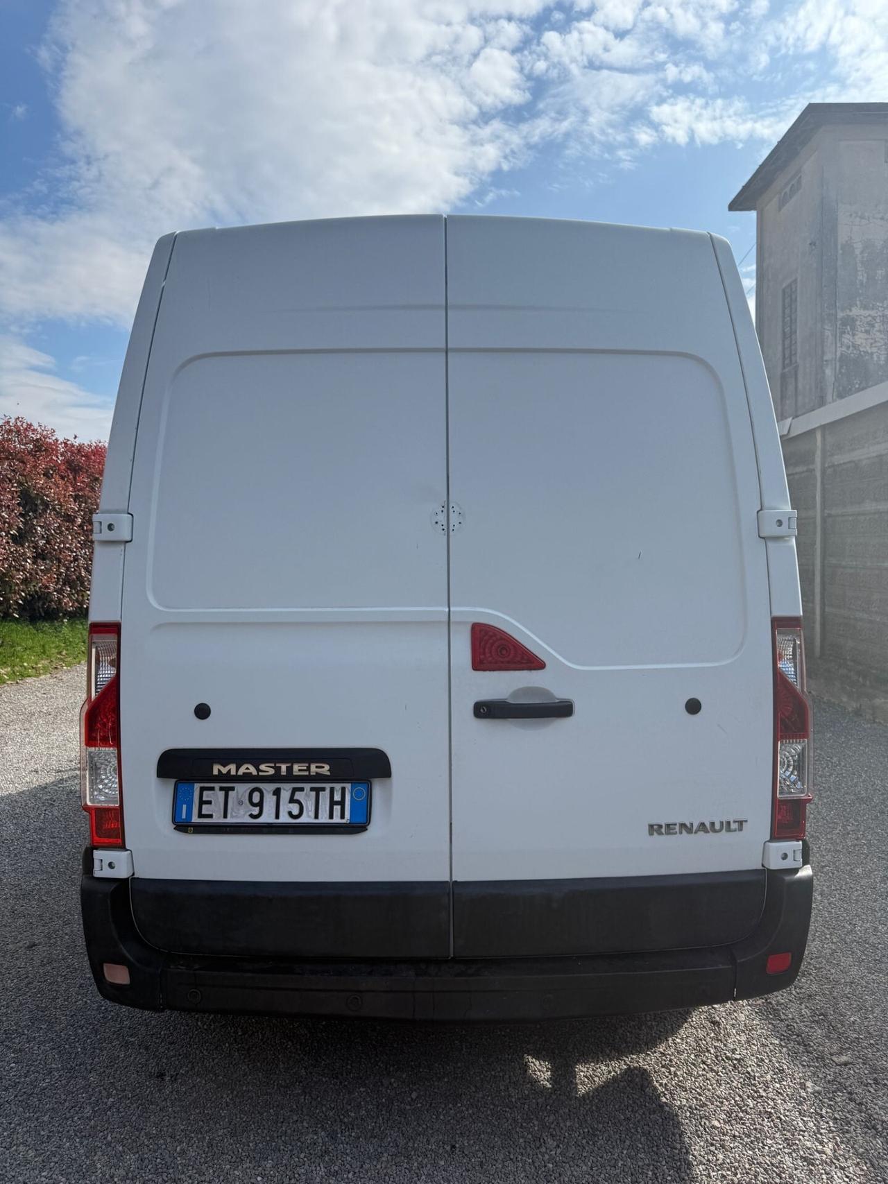 Renault Master T35 MAXI E5