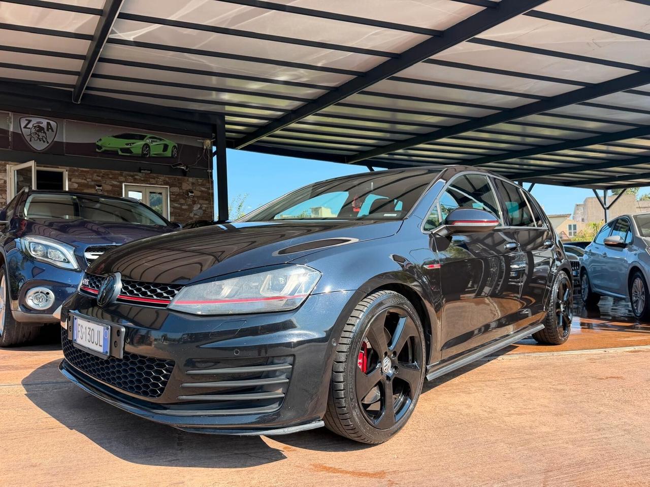 Volkswagen Golf GTI Performance 2.0 TSI DSG 5p. BlueMotion Technology