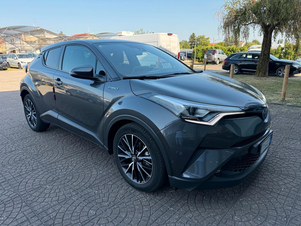 Toyota C-HR 1.8 Hybrid E-CVT Lounge