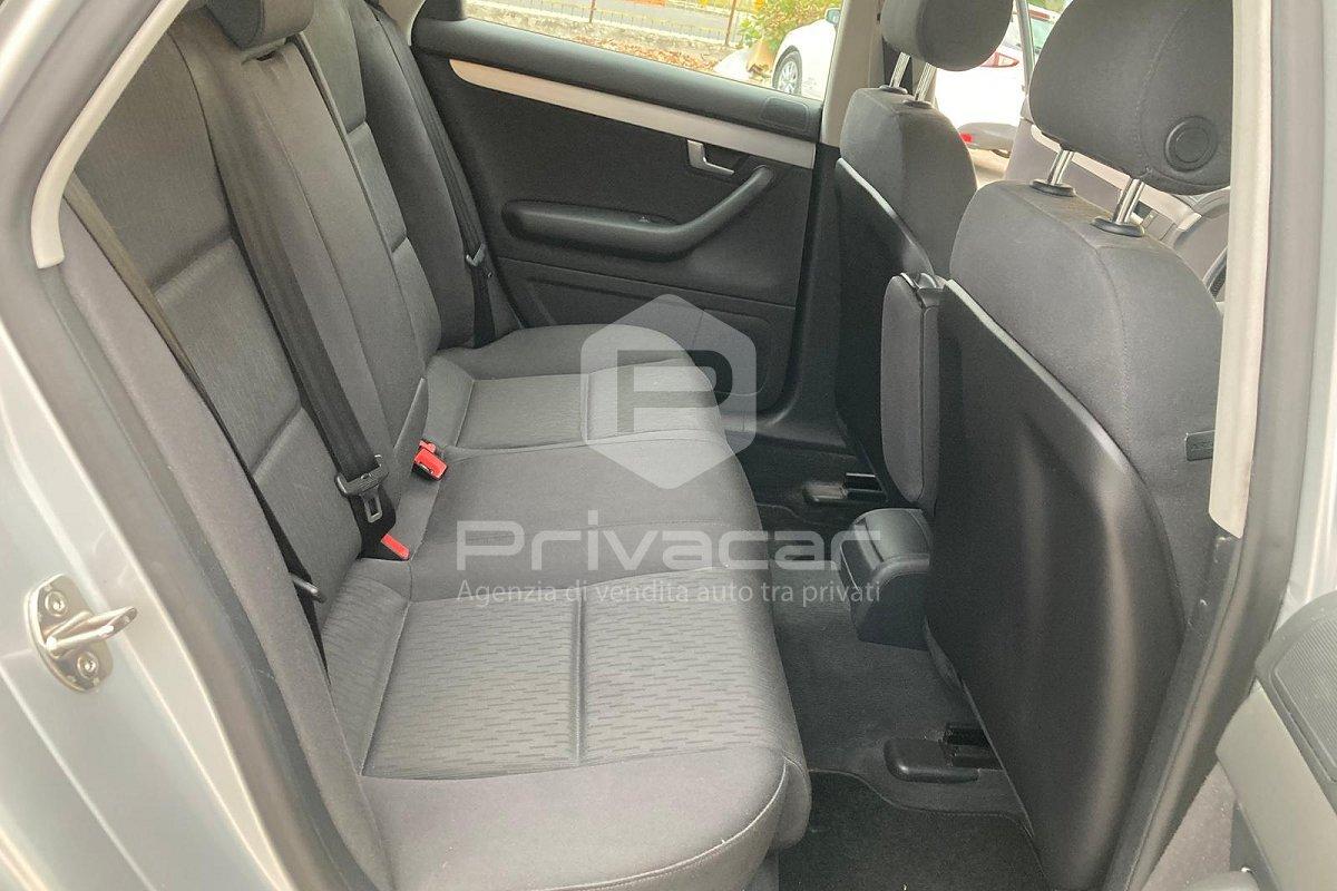 AUDI A4 2.0 16V TFSI Avant quattro Top