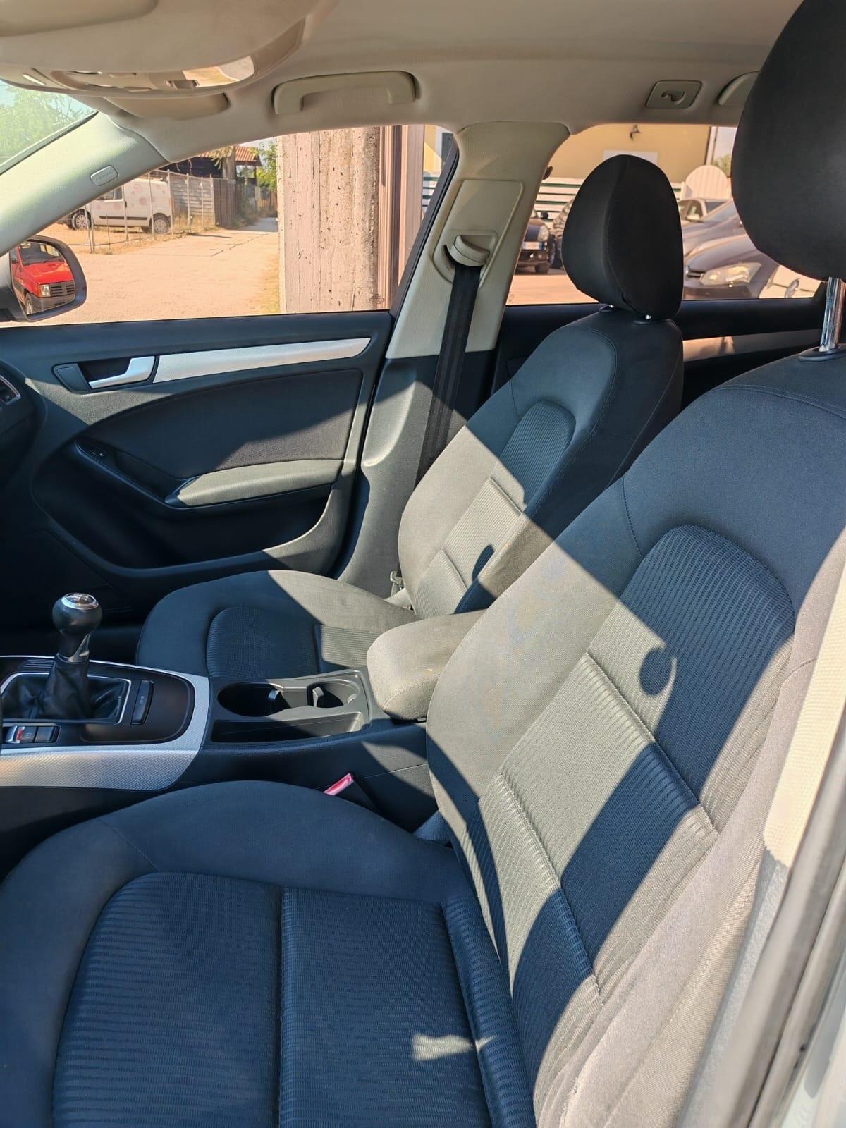 Audi A4 2.0 TDI 143CV frezione nuova