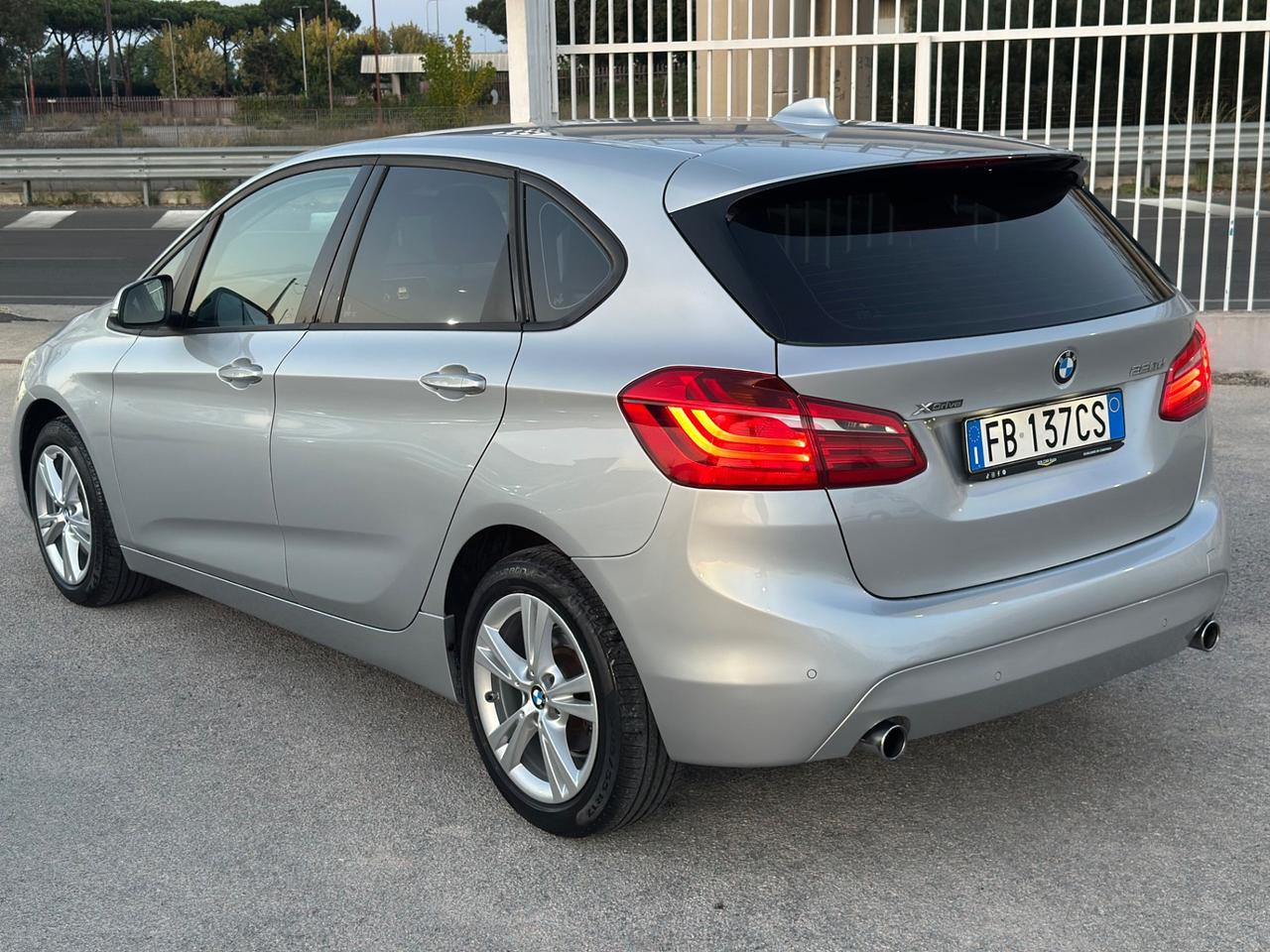 Bmw Serie 220d 2015 Active Tourer xDrive Luxury aut.