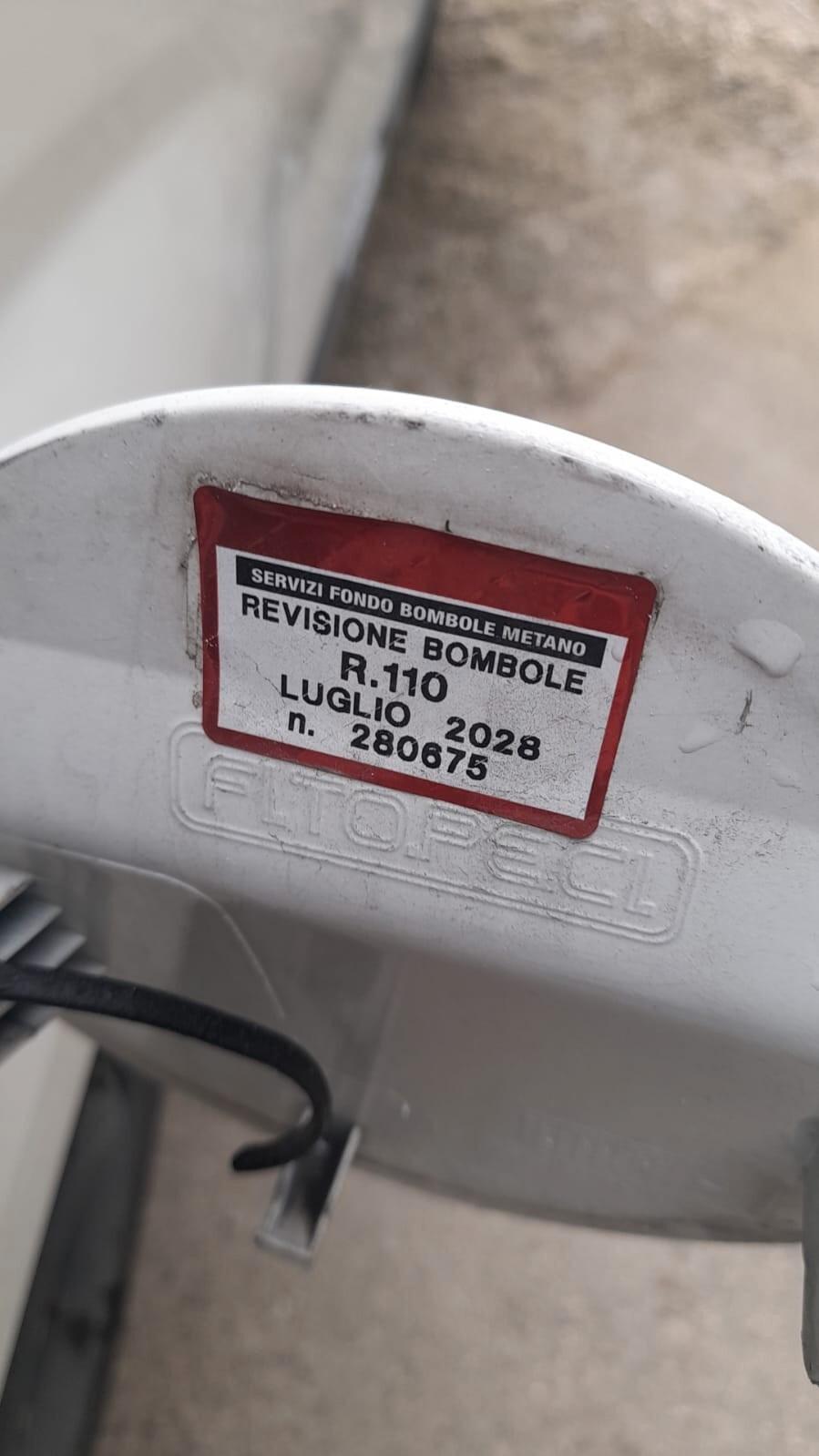 Fiat Fiorino 1.4cc metano(PRIVATO)-2010