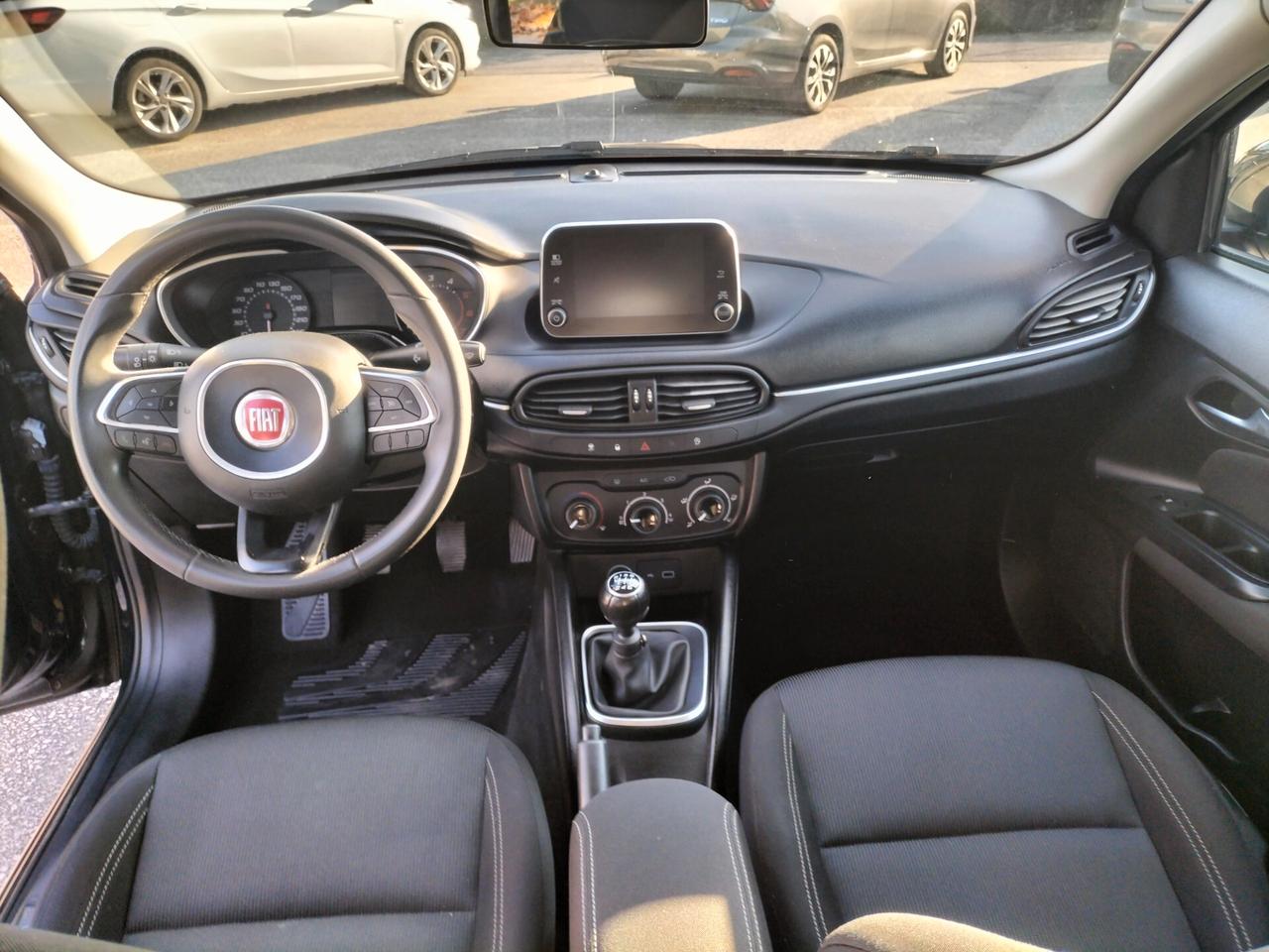 Fiat Tipo 1.6 mjet Easy 5 p