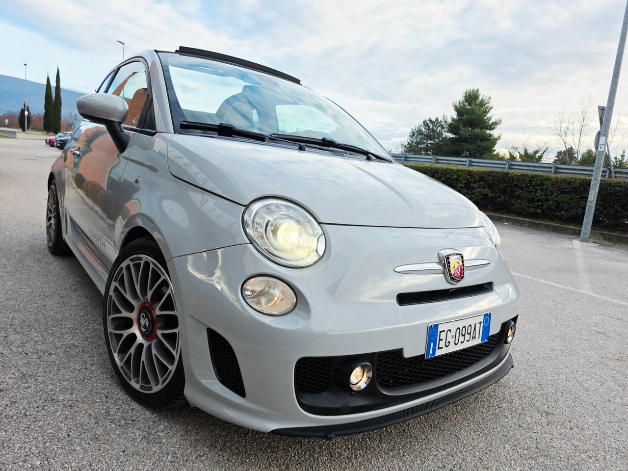 Abarth 500 C 1.4 Turbo T-Jet MTA tagliando e distribuzione fatta