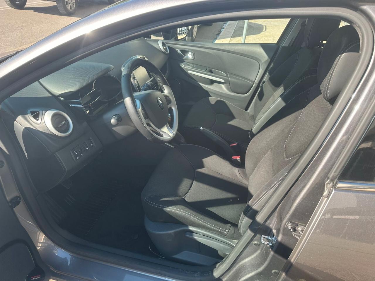 Renault Clio TCe 12V 90CV Start&Stop 5 porte Energy Duel2