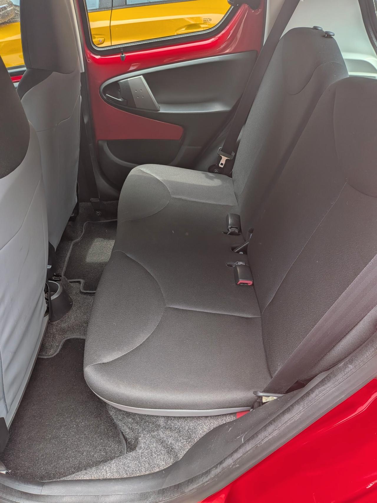Toyota Aygo 1.0 12V VVT-i 5 porte Active Connect