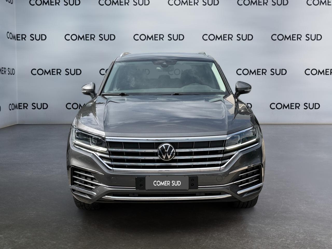 VOLKSWAGEN Touareg III 2018 - Touareg 3.0 V6 tdi Elegance 286cv tiptron